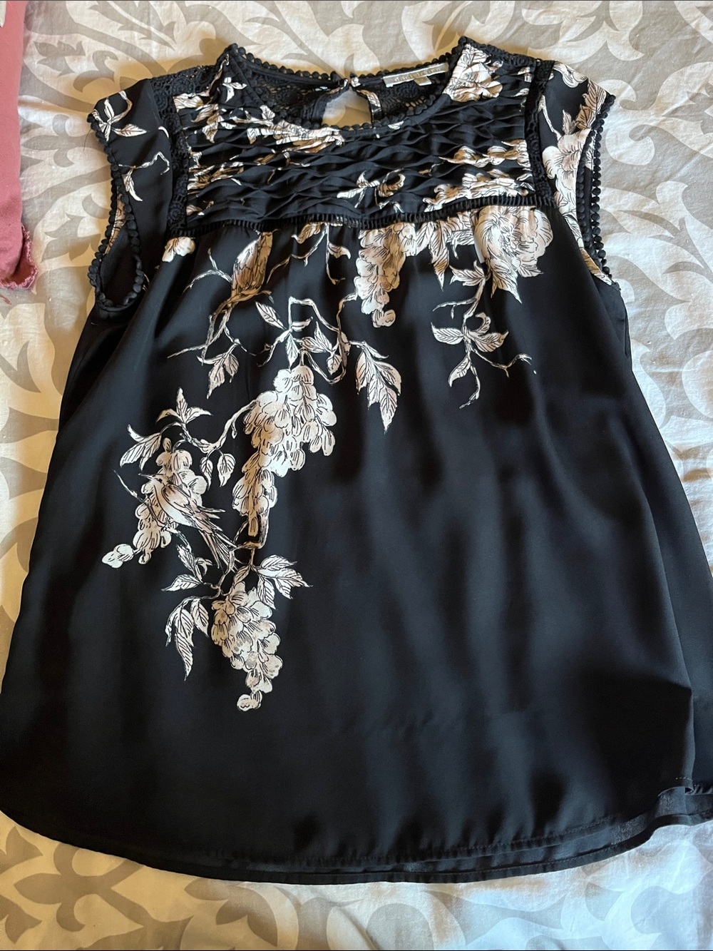 Daniel Rainn Black and White Floral Smocked Yoke Sleeveless Camisole